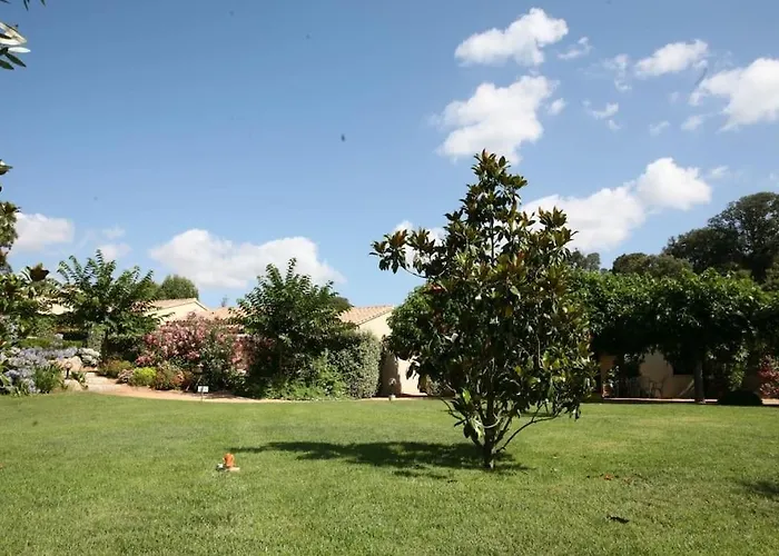 Mini - T2 Climatise, Proche Des Plages