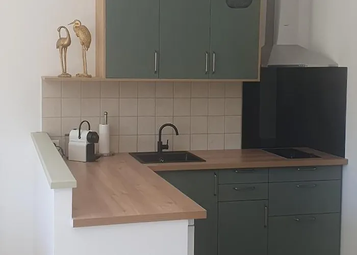 Mini - T2 Climatise, Proche Des Plages